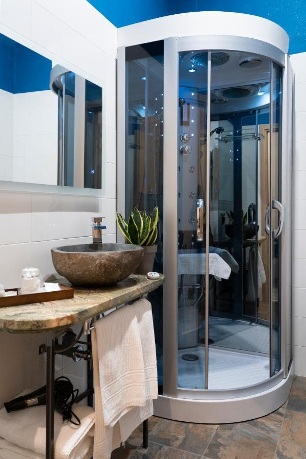 Varese Suites Exterior foto